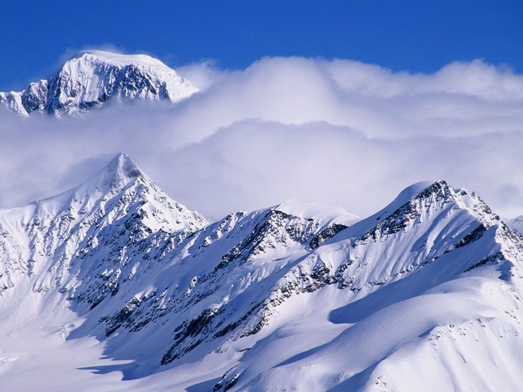 Alaska_Range_Ruth_Amphitheater_Alas.jpg