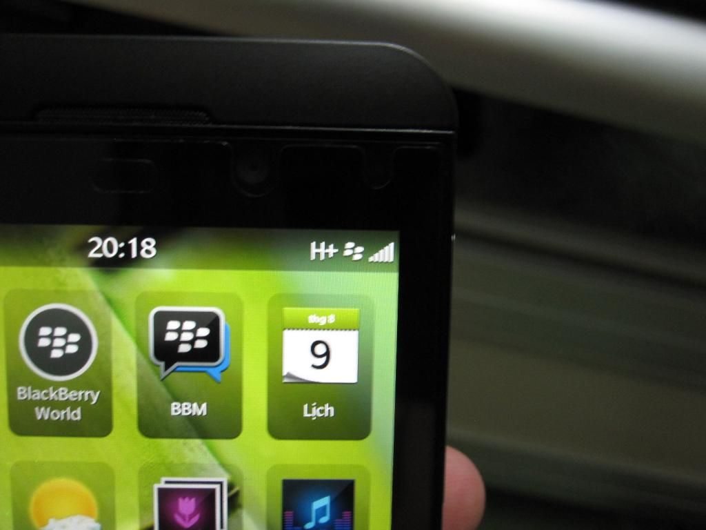 Blackberry Bold 9900, Z10 xài chán bán rẻ - 9