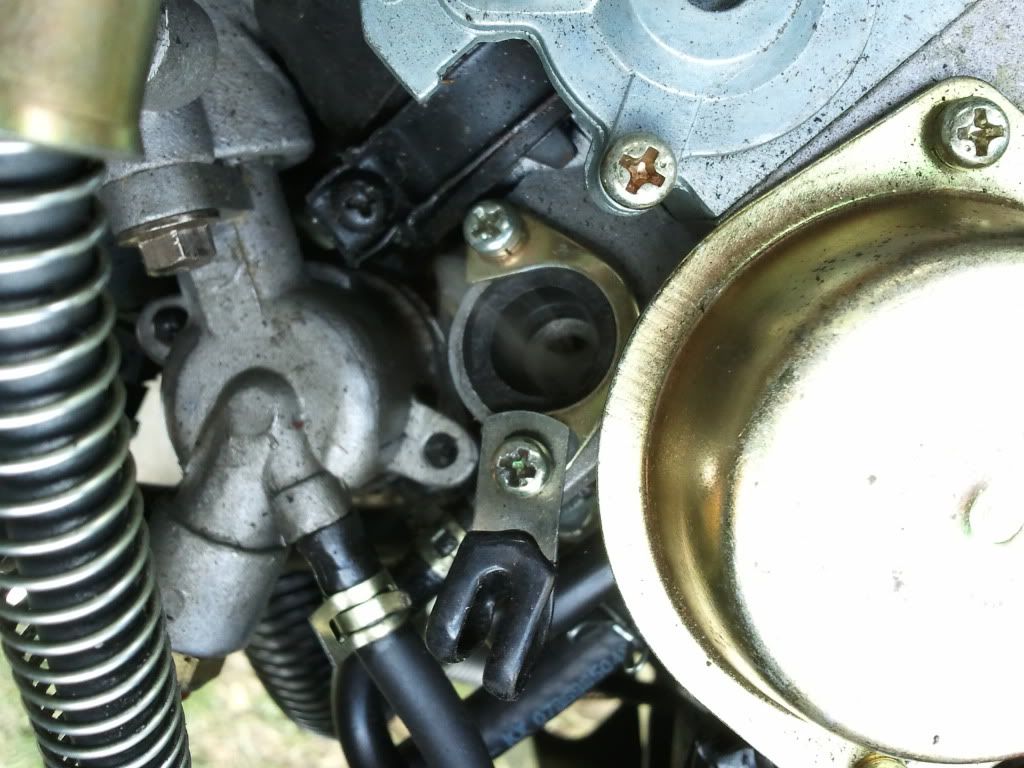 carb flooding when cranking engine