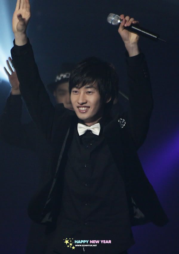 232.jpg Eunhyuk image by osaka-forum