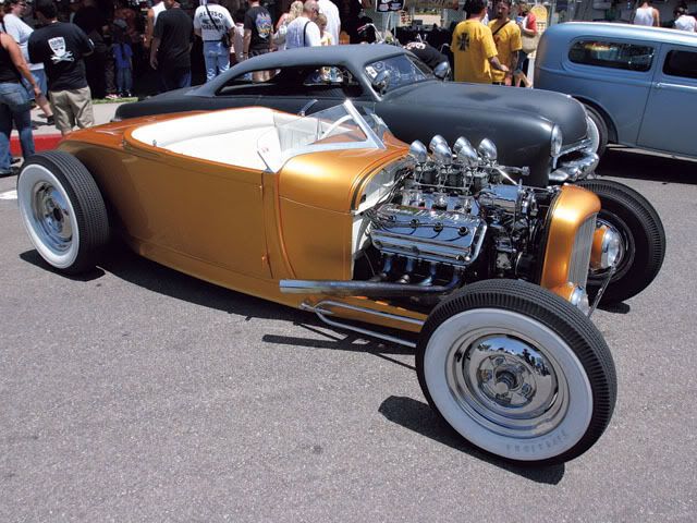 0710rc_10_zpaso_robles_car_show1.jpg