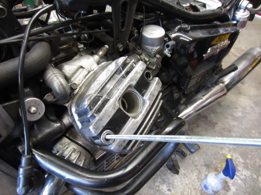 Rocker cover stud conversion (due to snapped bolt) Honda CX 500 Forum