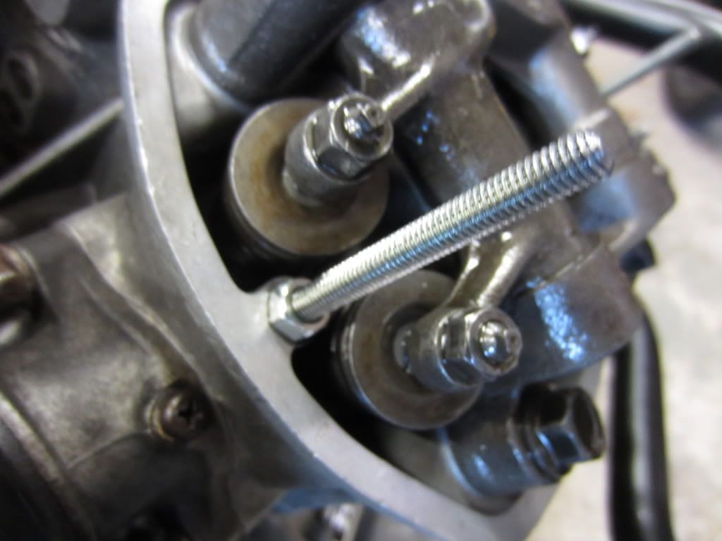 Rocker cover stud conversion (due to snapped bolt) Honda CX 500 Forum