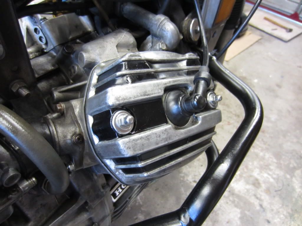 Rocker cover stud conversion (due to snapped bolt) Honda CX 500 Forum