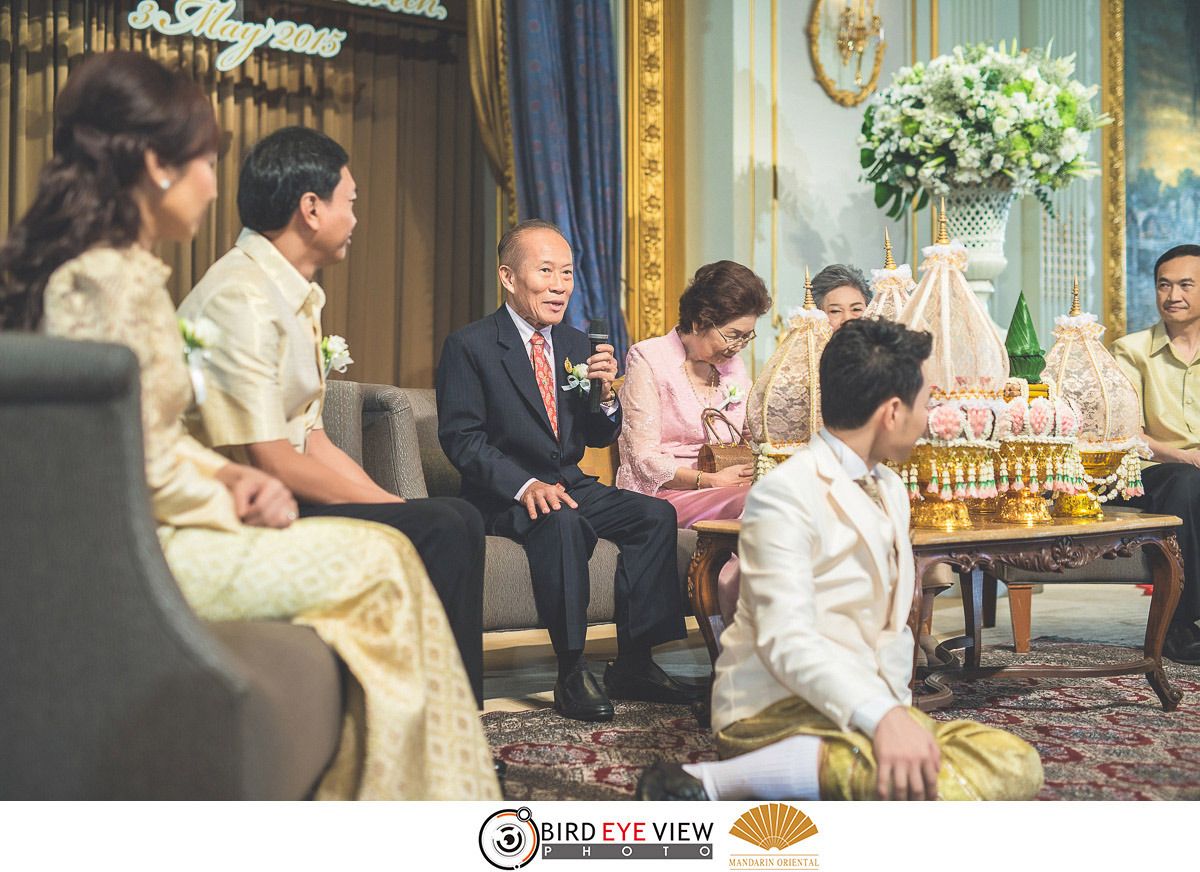 แต่งงาน แมนดาริน โอเรียนเต็ล Mandarin Oriental โดยช่างภาพแต่งงานมืออาชีพ BirdEyeView Wedding Studio photo WeddingMandarinOriental022.jpg