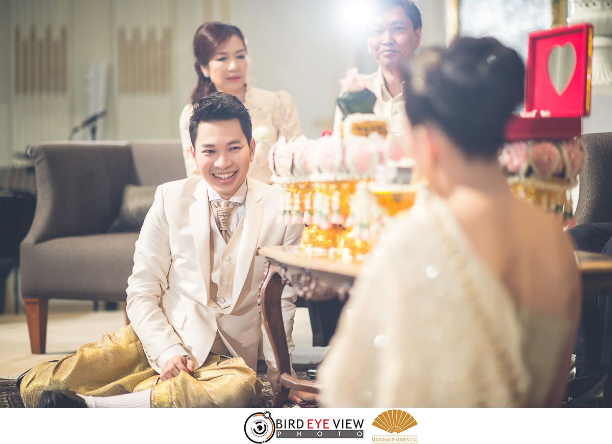 แต่งงาน แมนดาริน โอเรียนเต็ล Mandarin Oriental โดยช่างภาพแต่งงานมืออาชีพ BirdEyeView Wedding Studio photo WeddingMandarinOriental036.jpg