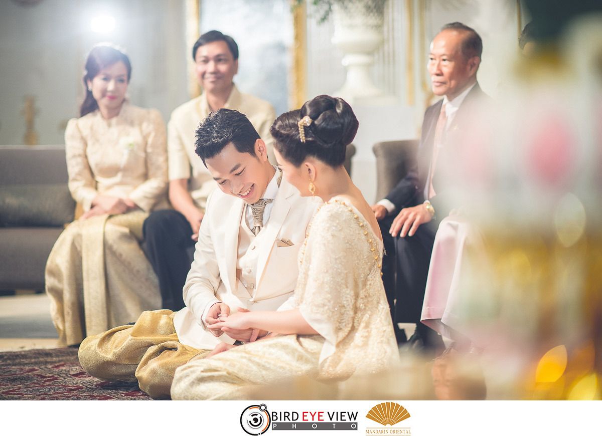 แต่งงาน แมนดาริน โอเรียนเต็ล Mandarin Oriental โดยช่างภาพแต่งงานมืออาชีพ BirdEyeView Wedding Studio photo WeddingMandarinOriental038.jpg