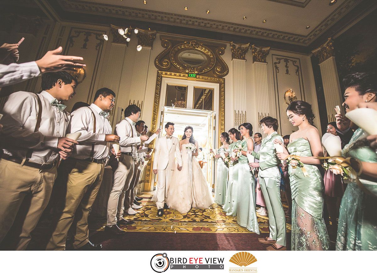 แต่งงาน แมนดาริน โอเรียนเต็ล Mandarin Oriental โดยช่างภาพแต่งงานมืออาชีพ BirdEyeView Wedding Studio  ถ่ายรูปแต่งงาน โรงแรมแมนดาริน โอเรียนเต็ล กรุงเทพ Mandarin - เบิร์ดอายวิว เวดดิ้ง สตูดิโอ photo WeddingMandarinOriental124.jpg