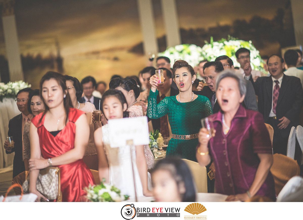 แต่งงาน แมนดาริน โอเรียนเต็ล Mandarin Oriental โดยช่างภาพแต่งงานมืออาชีพ BirdEyeView Wedding Studio ถ่ายรูปแต่งงาน โรงแรมแมนดาริน โอเรียนเต็ล กรุงเทพ Mandarin - เบิร์ดอายวิว เวดดิ้ง สตูดิโอ photo WeddingMandarinOriental135.jpg