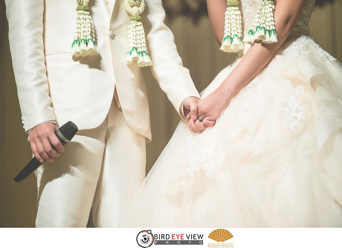 แต่งงาน แมนดาริน โอเรียนเต็ล Mandarin Oriental โดยช่างภาพแต่งงานมืออาชีพ BirdEyeView Wedding Studio ถ่ายรูปแต่งงาน โรงแรมแมนดาริน โอเรียนเต็ล กรุงเทพ Mandarin - เบิร์ดอายวิว เวดดิ้ง สตูดิโอ photo WeddingMandarinOriental140.jpg