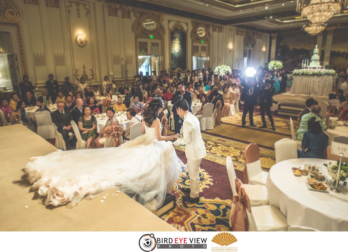 แต่งงาน แมนดาริน โอเรียนเต็ล Mandarin Oriental โดยช่างภาพแต่งงานมืออาชีพ BirdEyeView Wedding Studio ถ่ายรูปแต่งงาน โรงแรมแมนดาริน โอเรียนเต็ล กรุงเทพ Mandarin - เบิร์ดอายวิว เวดดิ้ง สตูดิโอ photo WeddingMandarinOriental148.jpg