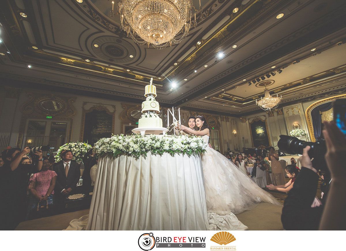 แต่งงาน แมนดาริน โอเรียนเต็ล Mandarin Oriental โดยช่างภาพแต่งงานมืออาชีพ BirdEyeView Wedding Studio  ถ่ายรูปแต่งงาน โรงแรมแมนดาริน โอเรียนเต็ล กรุงเทพ Mandarin - เบิร์ดอายวิว เวดดิ้ง สตูดิโอ photo WeddingMandarinOriental150.jpg