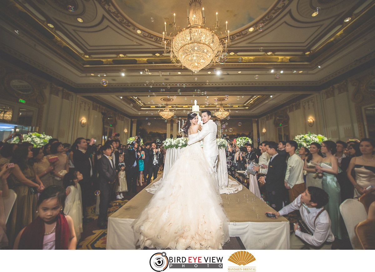 แต่งงาน แมนดาริน โอเรียนเต็ล Mandarin Oriental โดยช่างภาพแต่งงานมืออาชีพ BirdEyeView Wedding Studio  ถ่ายรูปแต่งงาน โรงแรมแมนดาริน โอเรียนเต็ล กรุงเทพ Mandarin - เบิร์ดอายวิว เวดดิ้ง สตูดิโอ photo WeddingMandarinOriental154.jpg