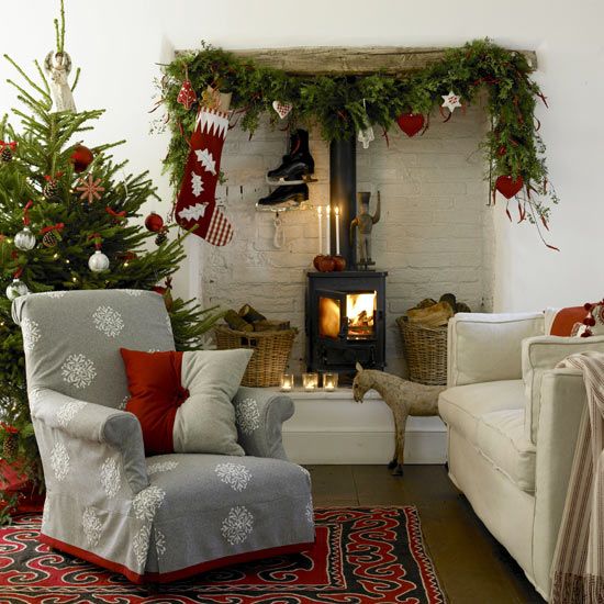 Christmas-Decoration-Ideas-in-Your-Living-Room-for-New-Year-2012_zpsa3f92984.jpg