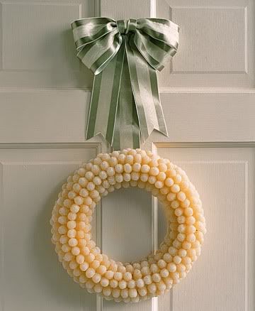 a98313_1200_gumdropwreath_xl.jpg