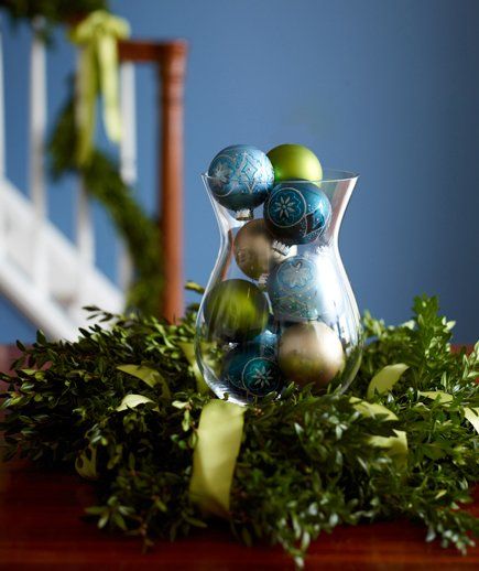 ornament-wreath_gal.jpg