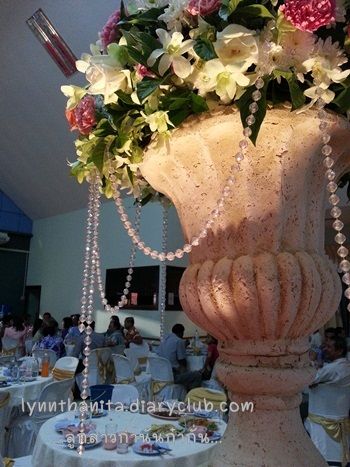 ดูงาน wedding ทั้งเดือนเลย