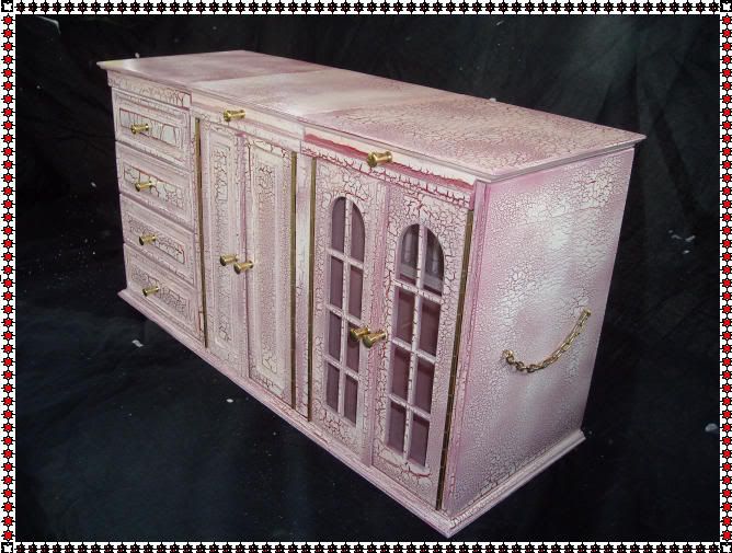 Mobiletto porta trucchi, gioielli, profumi.