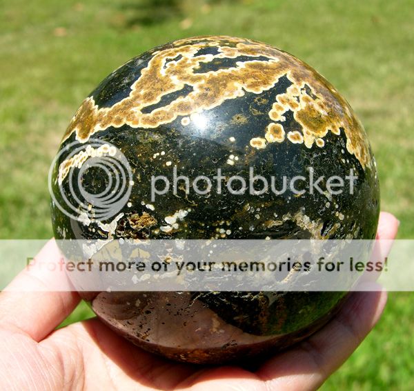 This gemstone sphere/ ball is brand new and has a fabulous look 