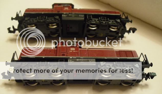 Lot 2 NON WORKING ROCO SHUNTERS BR 290 262 5 DB Locomotives N Scale 