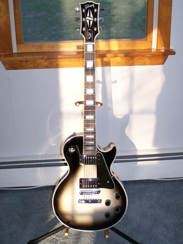 LesPaulCustomGuitar007.jpg